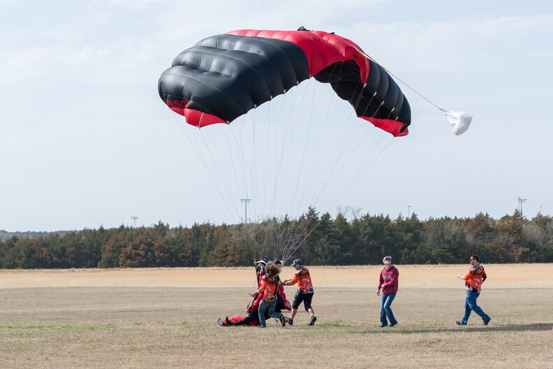 Dean Krutz Skydiving - 025.jpg