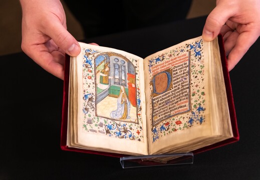 Medieval Manuscripts Presentation - 005